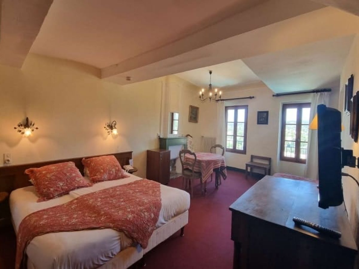 Hôtel-restaurant 3 étoiles à vendre dans le Vaucluse