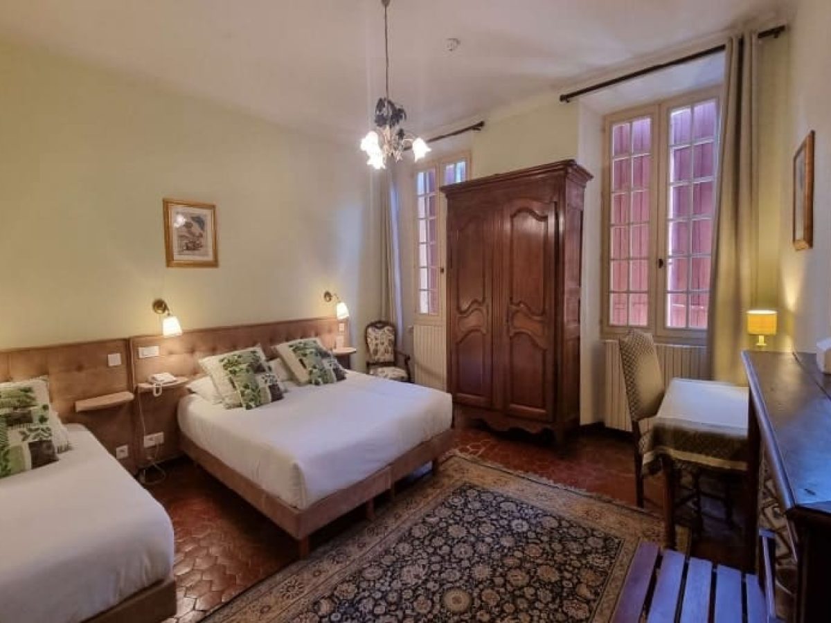 Hôtel-restaurant 3 étoiles à vendre dans le Vaucluse