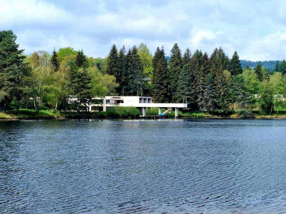 Location Gérance – Hôtel Restaurant de 37 chambres et 120 couverts à Égletons – Corrèze (19)