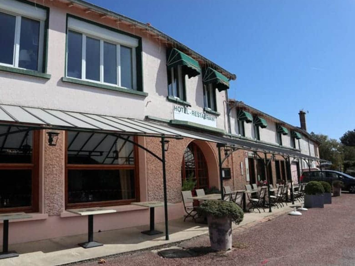 hotel-restaurant-a-vendre-fonds-de-commerce-9-chambres-dans-la-saone-et-loire-1