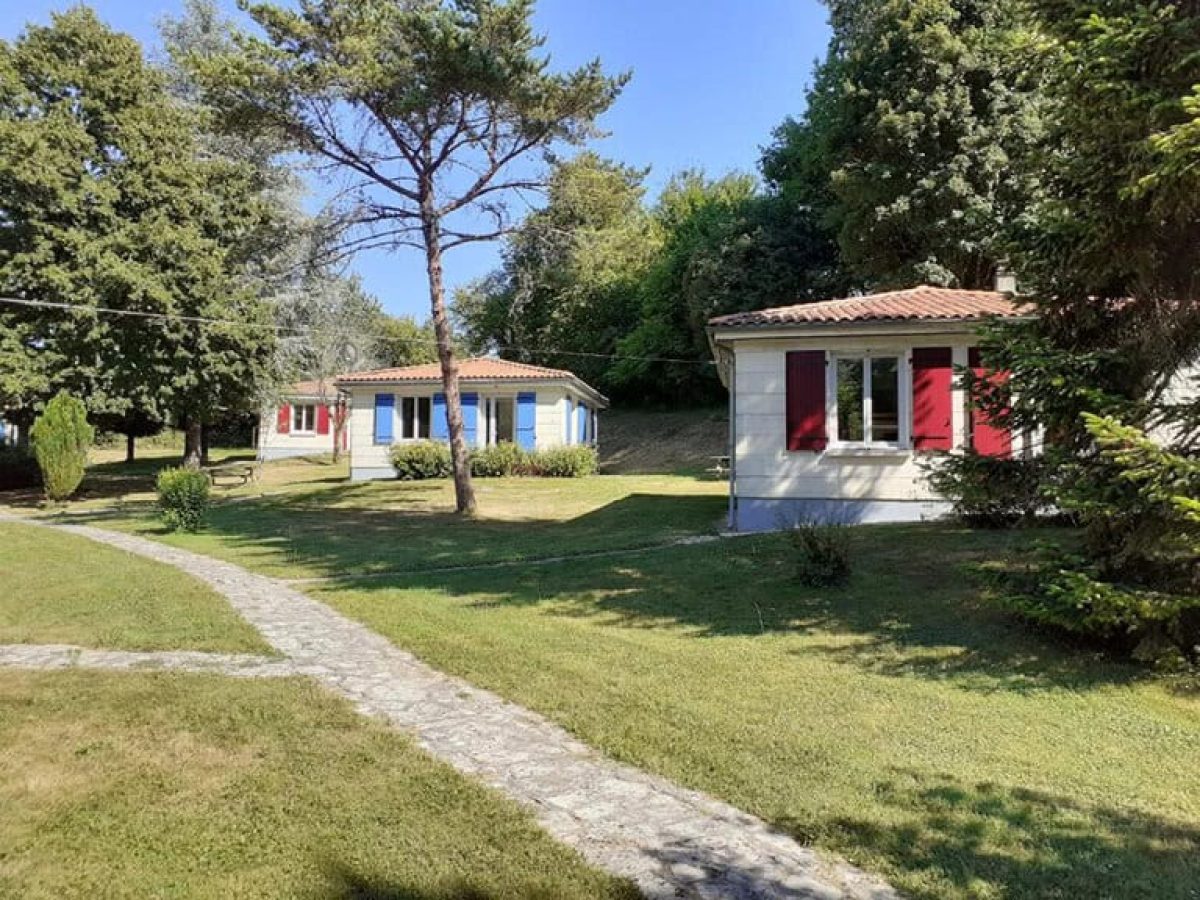 Réhabilitation d'un Village Vacances en Résidence de Tourisme à Gardes-le-Pontaroux - Charente (16)