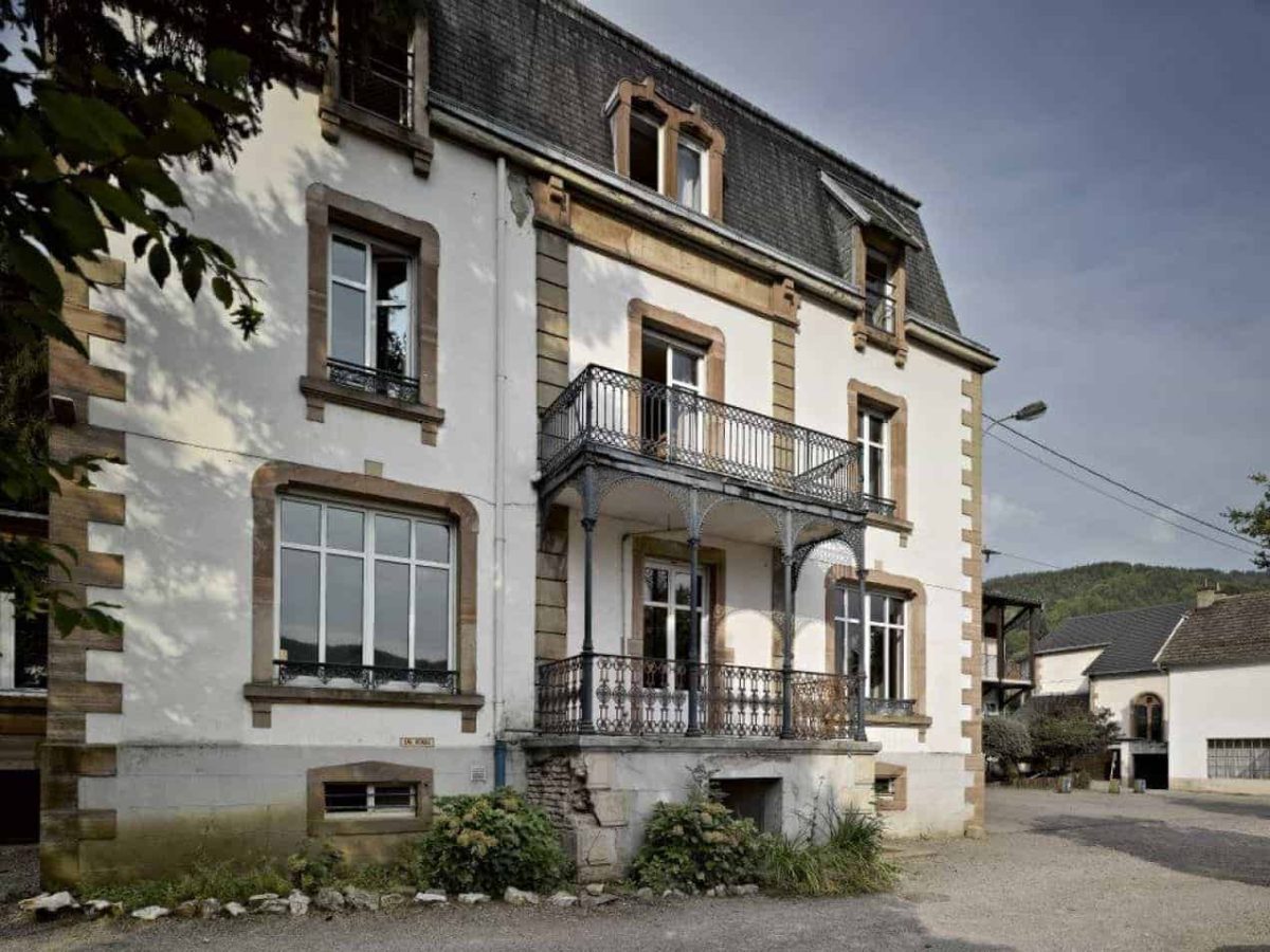 À vendre ou à louer – Ancien Centre d’Accueil de 38 chambres à Reconvertir en Hébergement Touristique à La Broque – Bas-Rhin (67)