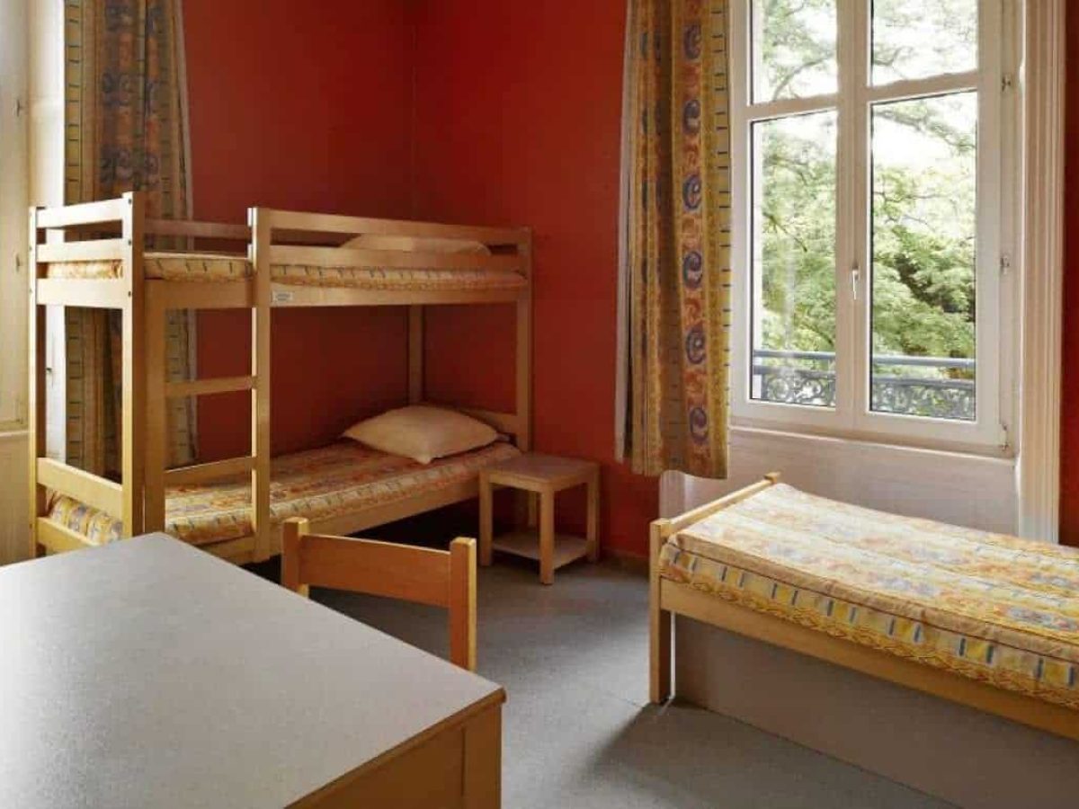 À vendre ou à louer – Ancien Centre d’Accueil de 38 chambres à Reconvertir en Hébergement Touristique à La Broque – Bas-Rhin (67)