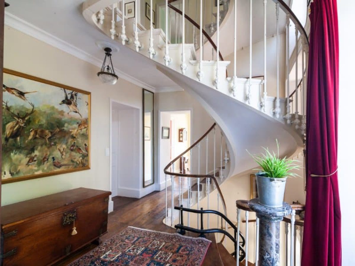 À vendre – Château de 17 pièces à Châteauvillain – Haute-Marne (52)