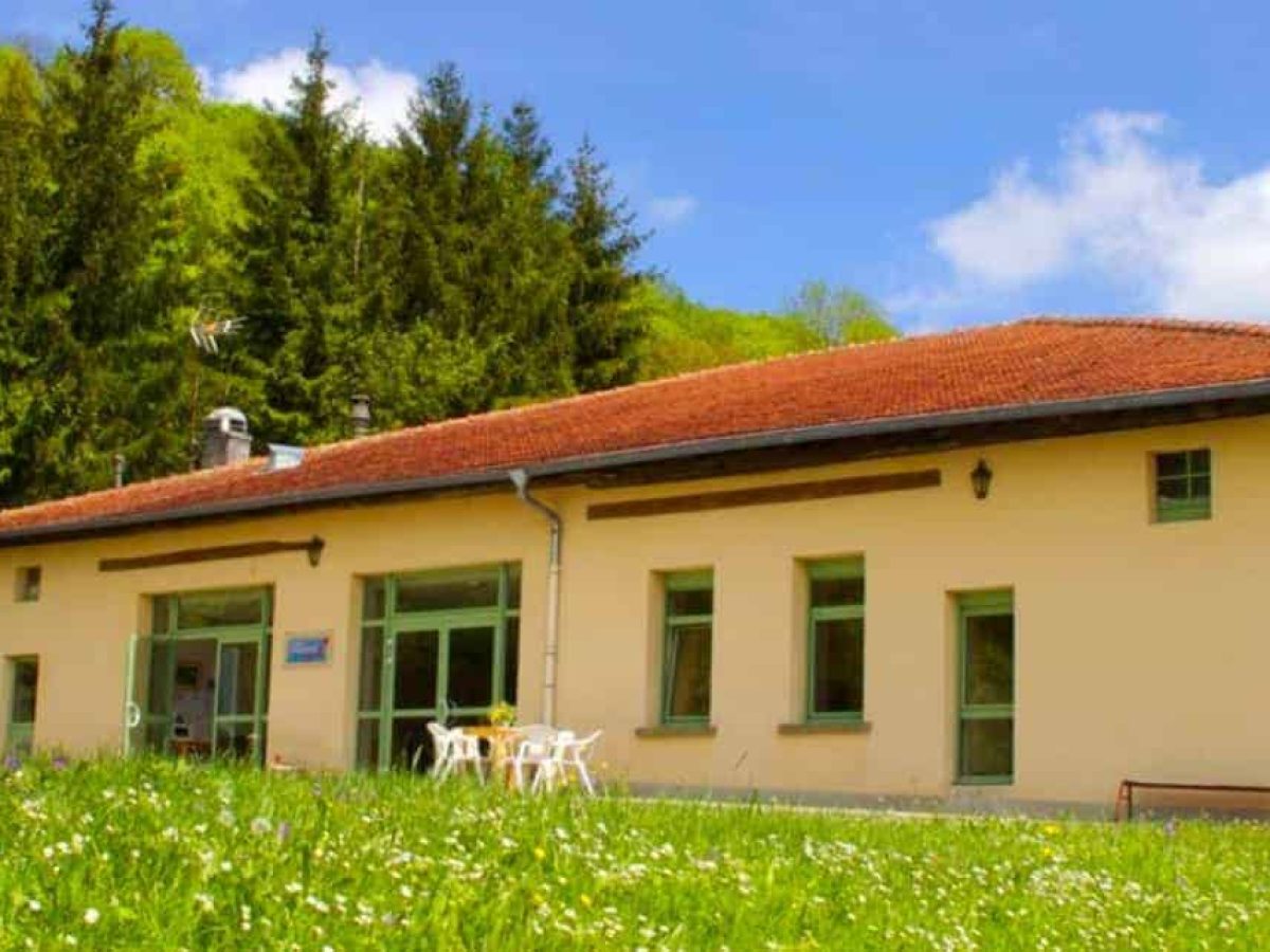 À vendre – Ancien centre de vacances de 20 chambres à Beaulieu-en-Argonne – Meuse (55)