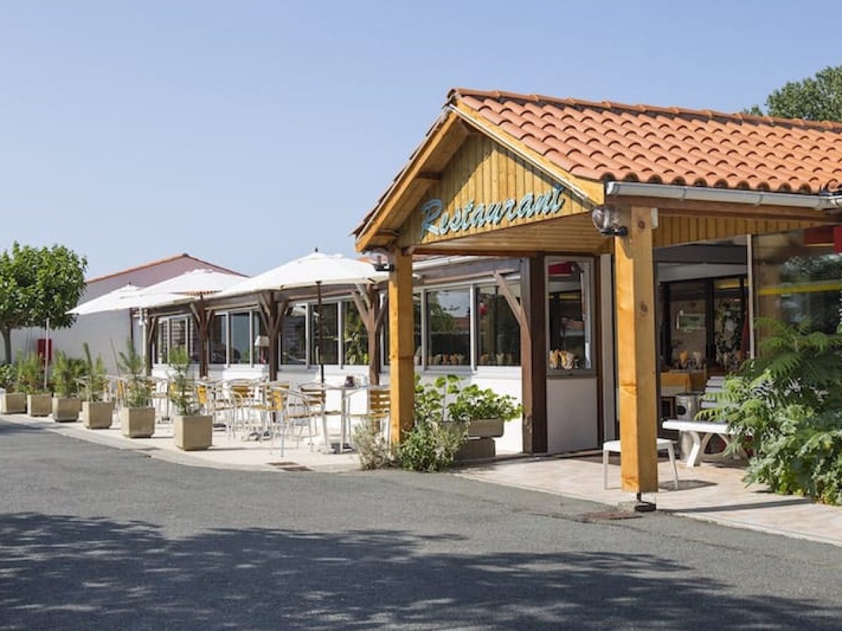 À vendre – Hôtel-Restaurant 2 étoiles de 36 chambres à Saint-Georges-d'Oléron – Charente-Maritime (17)