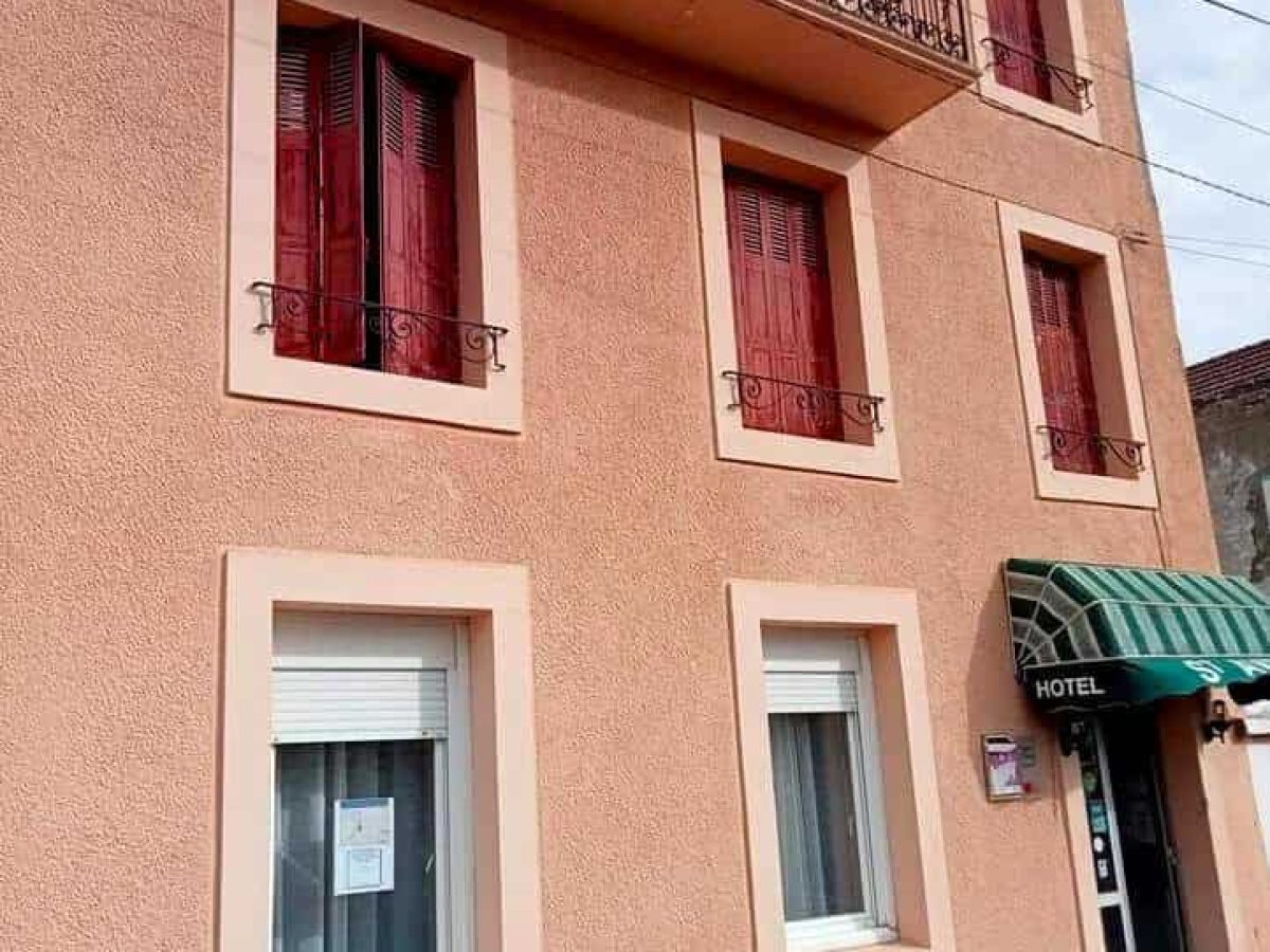 À vendre – Hôtel Restaurant 1 étoiles de 23 chambres à Lourdes – Hautes-Pyrénées (65)