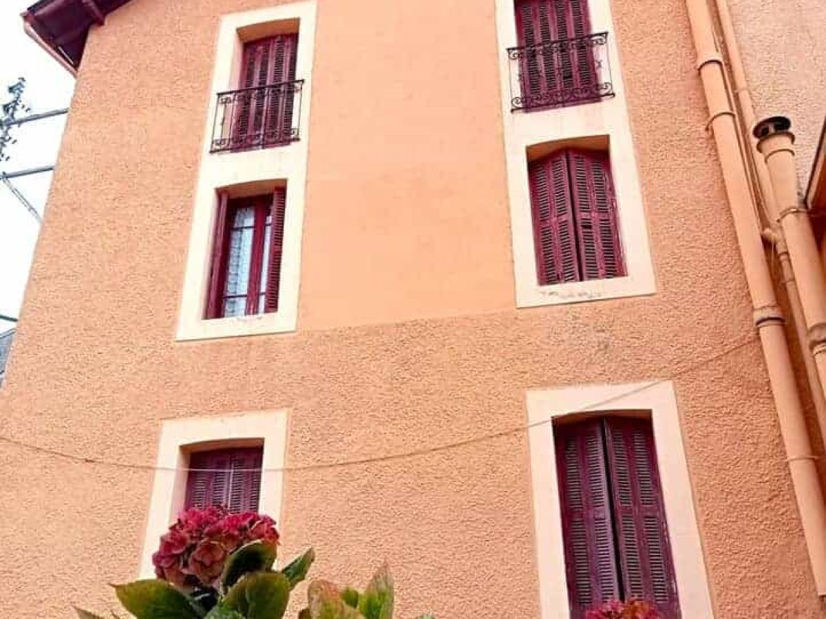 À vendre – Hôtel Restaurant 1 étoiles de 23 chambres à Lourdes – Hautes-Pyrénées (65)