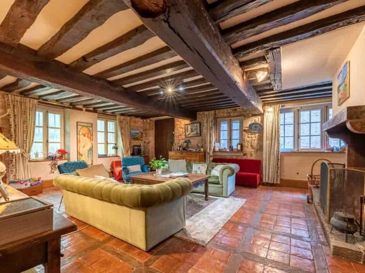 À vendre – Maison Normande du XVIe siècle de 8 chambres à Acquigny – Eure (27)