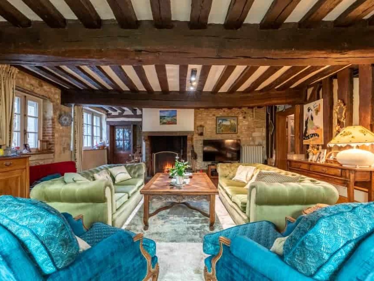 À vendre – Maison Normande du XVIe siècle de 8 chambres à Acquigny – Eure (27)