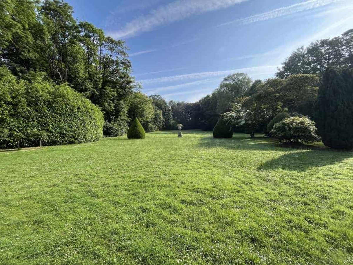 À vendre – Château du XIVe siècle de 13 chambres à Pont-Audemer– Eure (27)