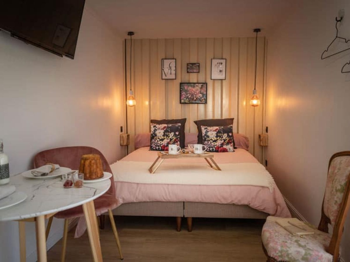 À Vendre – Gîtes Insolites de 52 m² à Domart-en-Ponthieu - Somme (80)