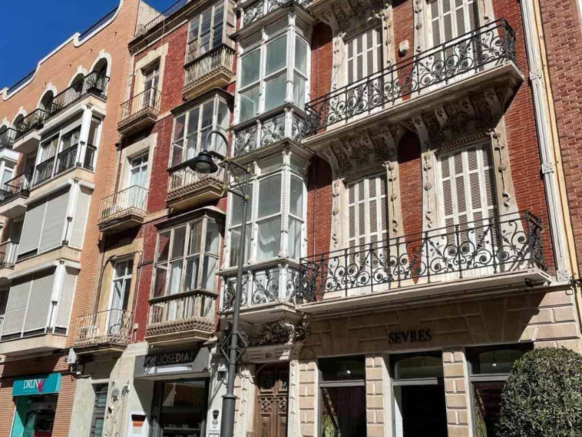 À Vendre – Bâtiment à réhabiliter en Hôtel 3 ou 4 étoiles à Carthagène – Région de Murcie - Espagne