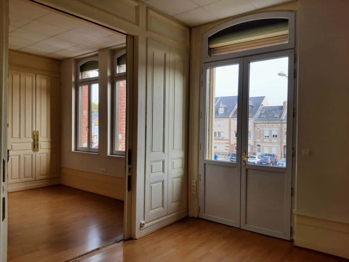 À vendre – Ensemble immobilier de 470 m² pour hébergements touristiques à Amiens – Somme (80)