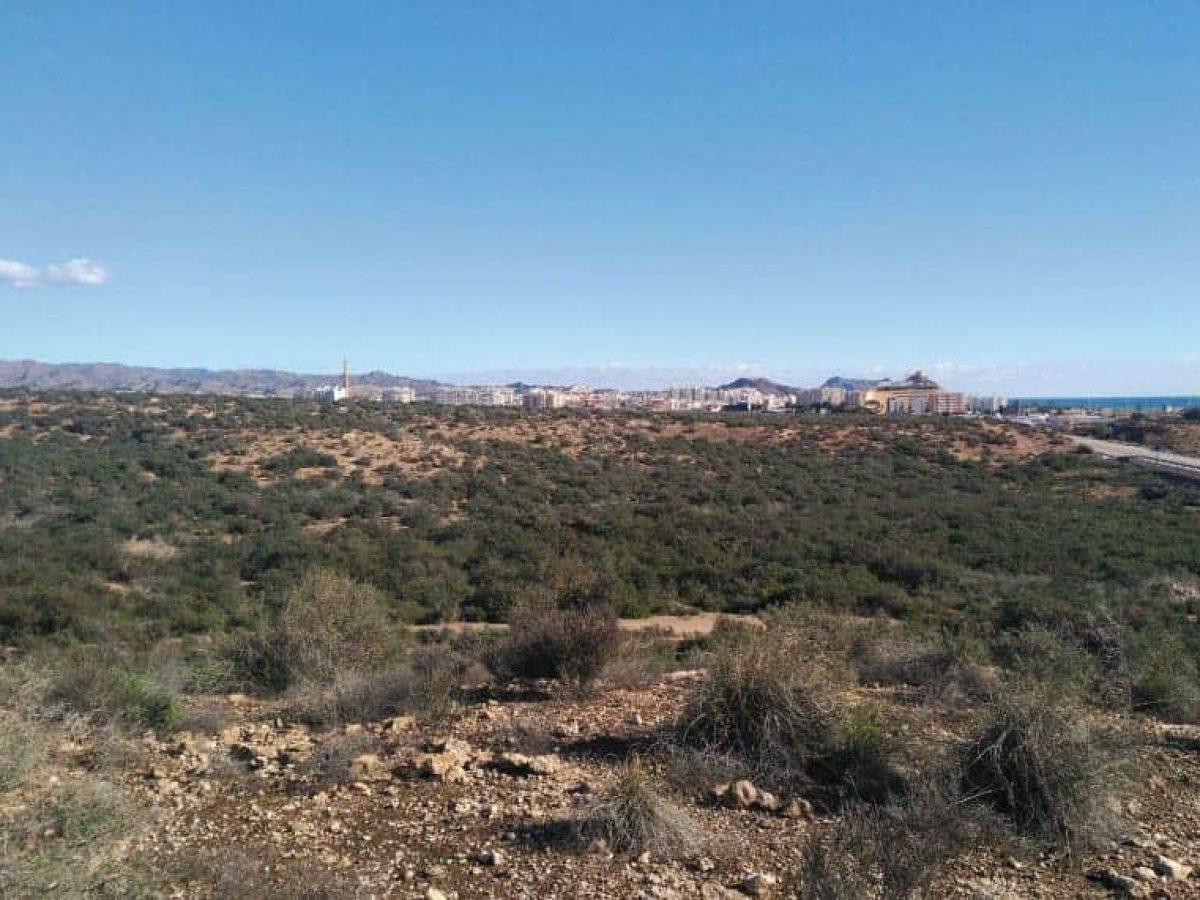 À vendre – Terrain de 6,7 hectares pour la création d’un complexe hôtelier à Águilas – Région de Murcie - Espagne