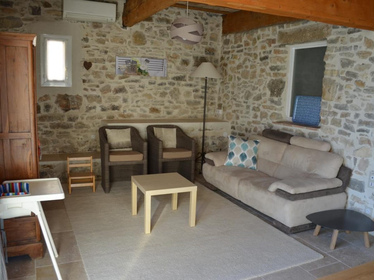 À vendre – Ancien moulin rénové en 3 gîte à Buzignargues – Hérault (34)