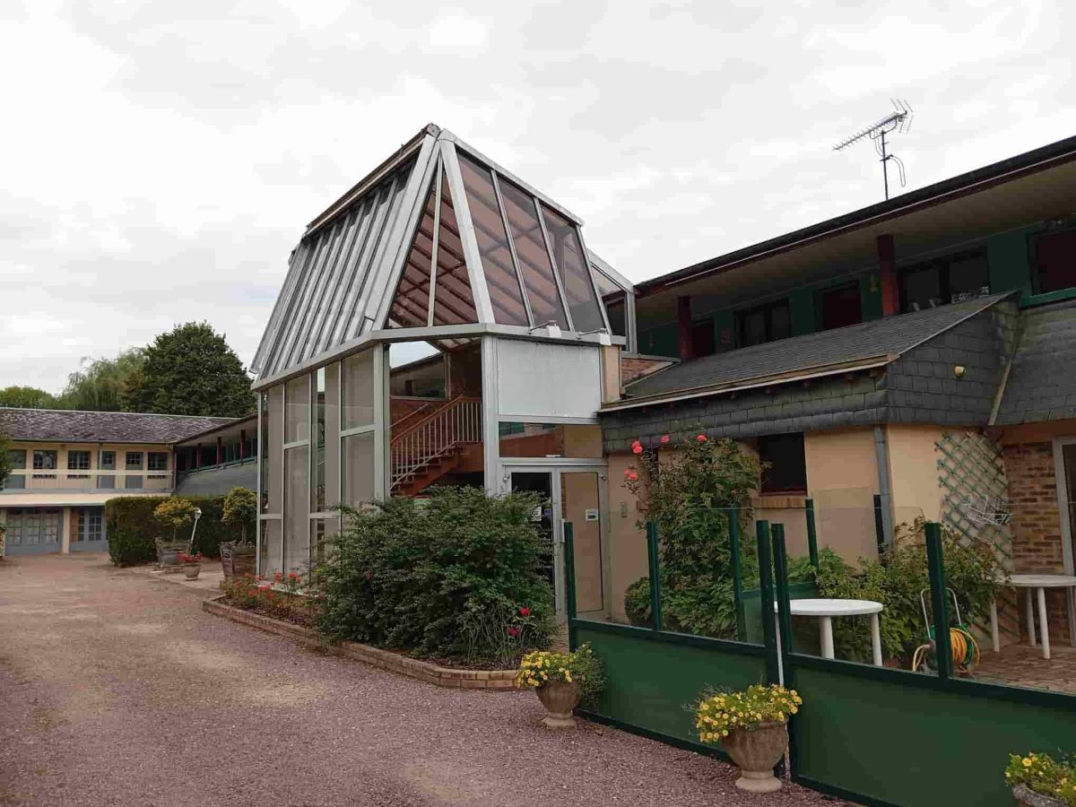 À vendre – Hôtel-Restaurant de 16 chambres à Cailly-sur-Eure – Eure (27)