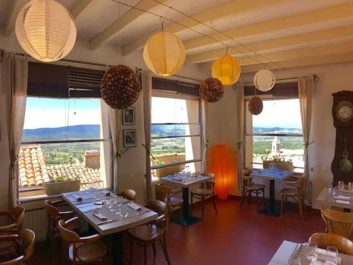 À vendre – Hôtel-Restaurant de 13 chambres et 50 couverts dans le Lubéron – Vaucluse (84)