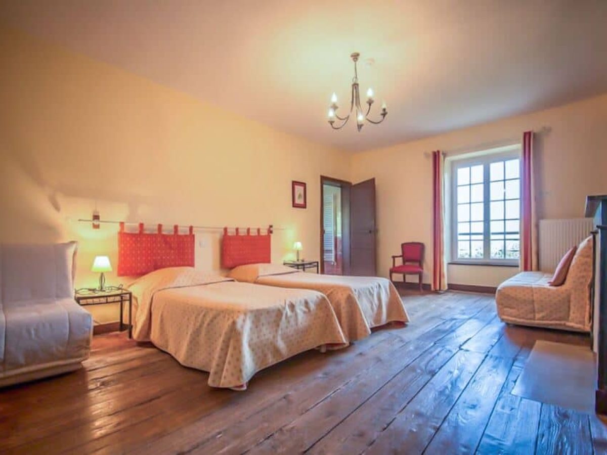 À vendre – Château normand du XVIIᵉ siècle de 27 pièces à Saint-Antonin-de-Sommaire – Eure (27)