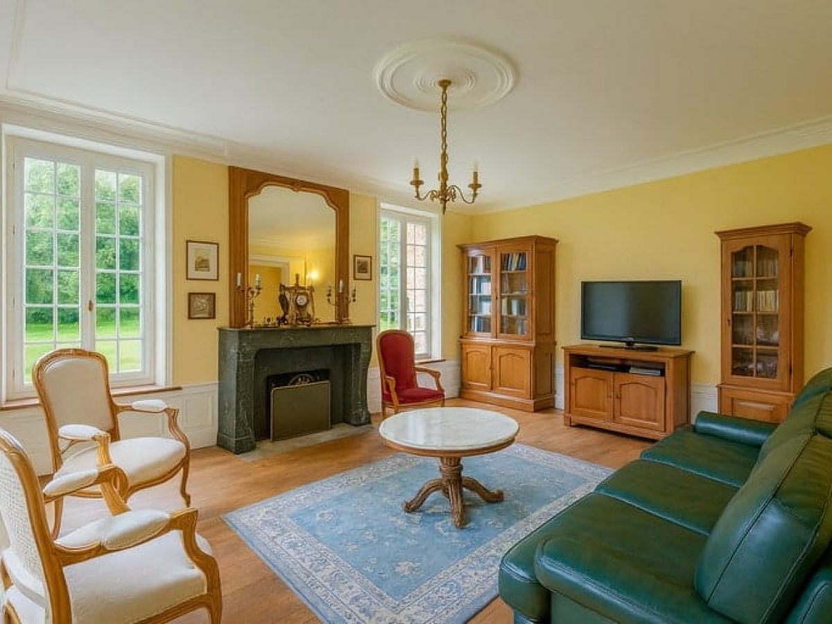 À vendre – Château normand du XVIIᵉ siècle de 27 pièces à Saint-Antonin-de-Sommaire – Eure (27)