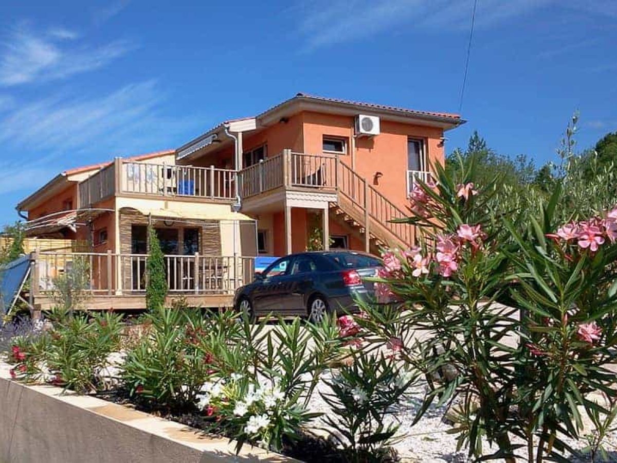 À vendre – Gîtes éco-lodge 3 étoiles à Lamalou-les-Bains – Hérault (34)