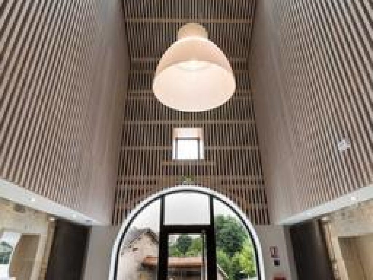 À vendre - Ferme du XIXe siècle réhabilitée à reconvertir en hébergement touristique - Les Voivres, Vosges (88)