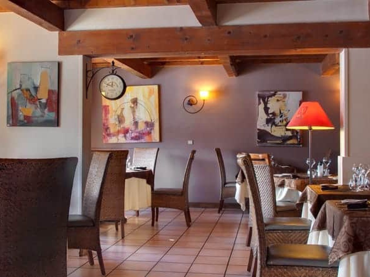 001_salle_restaurant_pre_saint_michel