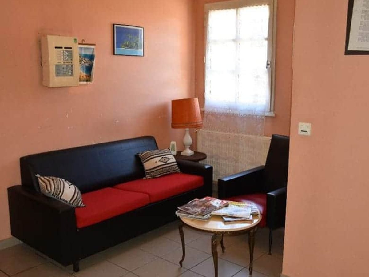 a-vendre-cafe-hotel-restaurant-de-8-chambres-dans-le-gers-5