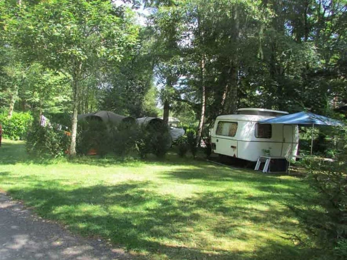 a-vendre-murs-et-fonds-de-commerce-dun-camping-bar-restaurant-a-egletons-correze-3