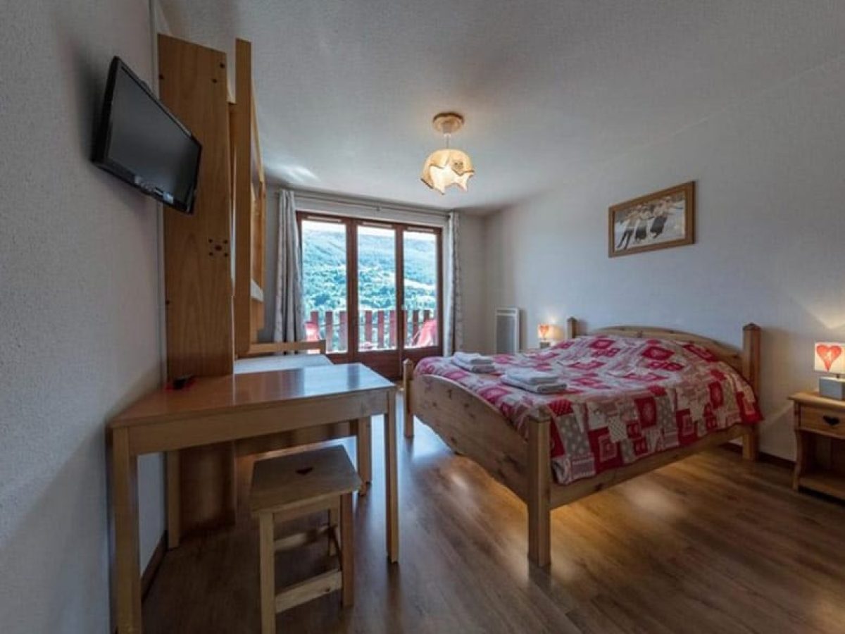 a-vendre-un-hotel-restaurant-de-14-chambres-45-couverts-a-allos-dans-les-alpes-de-haute-provence-9