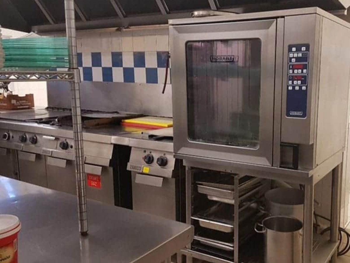 achat-dun-hotel-restaurant-3-etoiles-fonds-de-commerce-de-38-chambres-proche-de-clermont-ferrand-dans-le-puy-de-dome-7