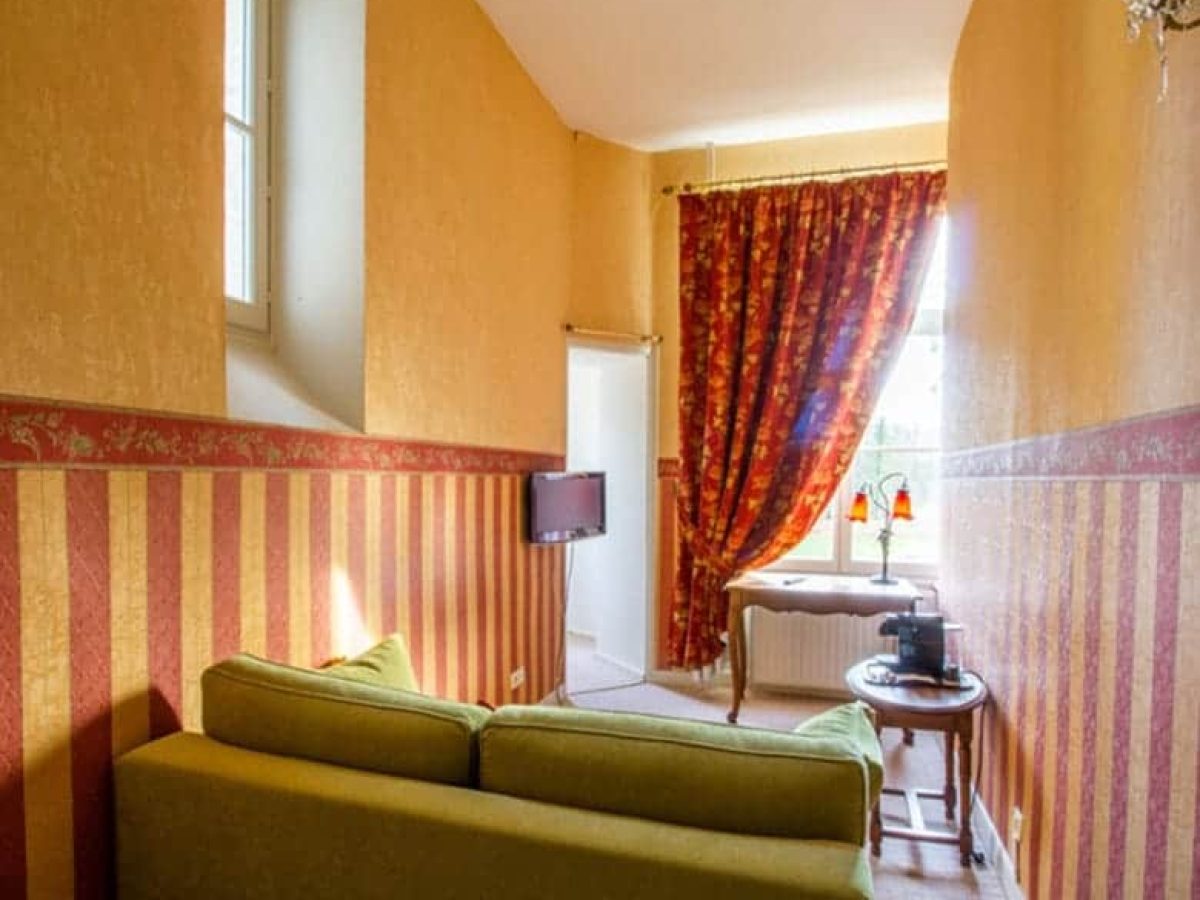 achat-dun-hotel-restaurant-gastronomique-4-dans-un-chateau-xixe-siecle-proche-de-verdun-dans-la-meuse-7