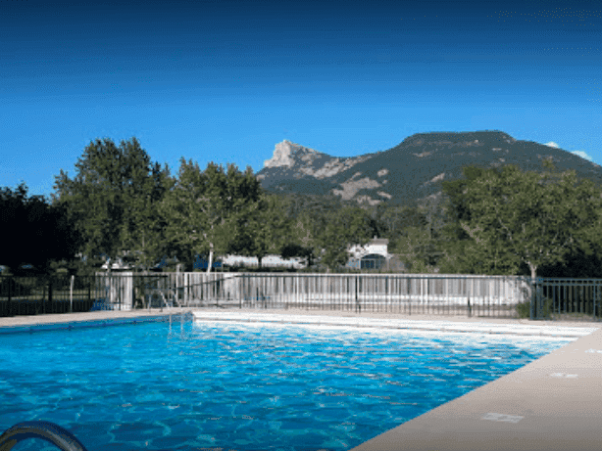 camping-dsp-135-emplacements-a-sisteron-dans-les-alpes-de-haute-provence-11