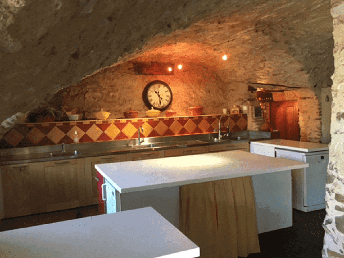 chambres-dhotes-et-gite-a-vendre-proche-de-manosque-dans-les-alpes-de-haute-provence-9