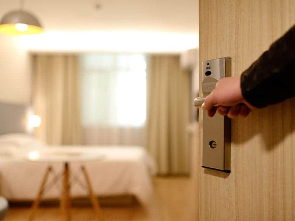 dpt-aude-11-a-vendre-narbonne-hotel-restaurant-30-chambres-avec-un-logement-de-fonction-familial-1