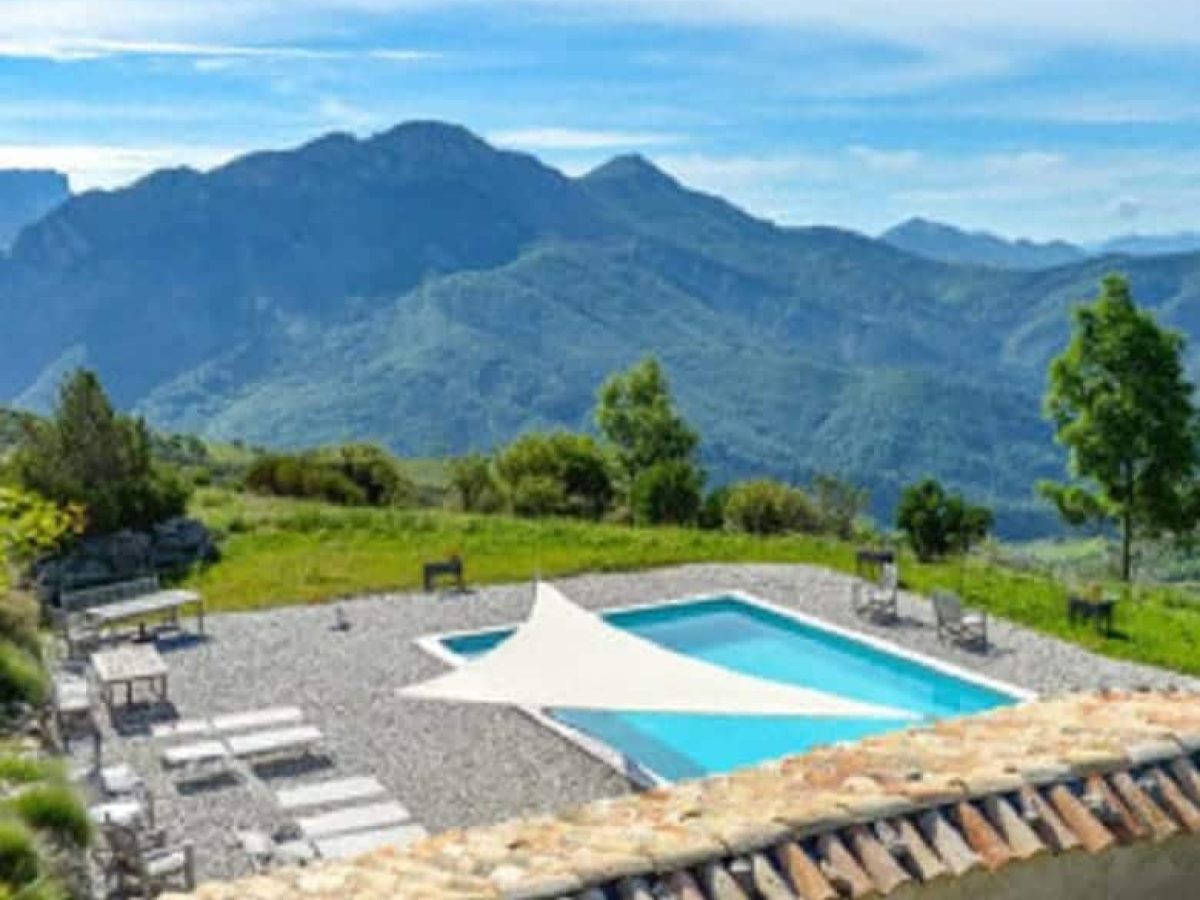 gites-ou-chambres-dhotes-a-vendre-proche-sisteron-dans-les-alpes-de-haute-provence-16-chambres-19