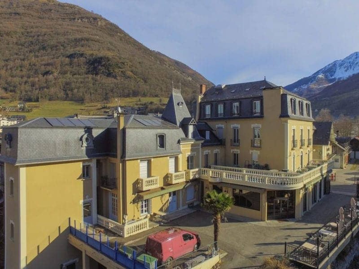hotel-a-vendre-a-luz-saint-sauveur-hautes-pyrenees-1