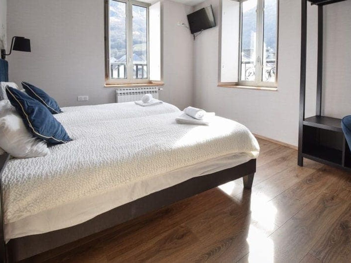 hotel-a-vendre-a-luz-saint-sauveur-hautes-pyrenees-13