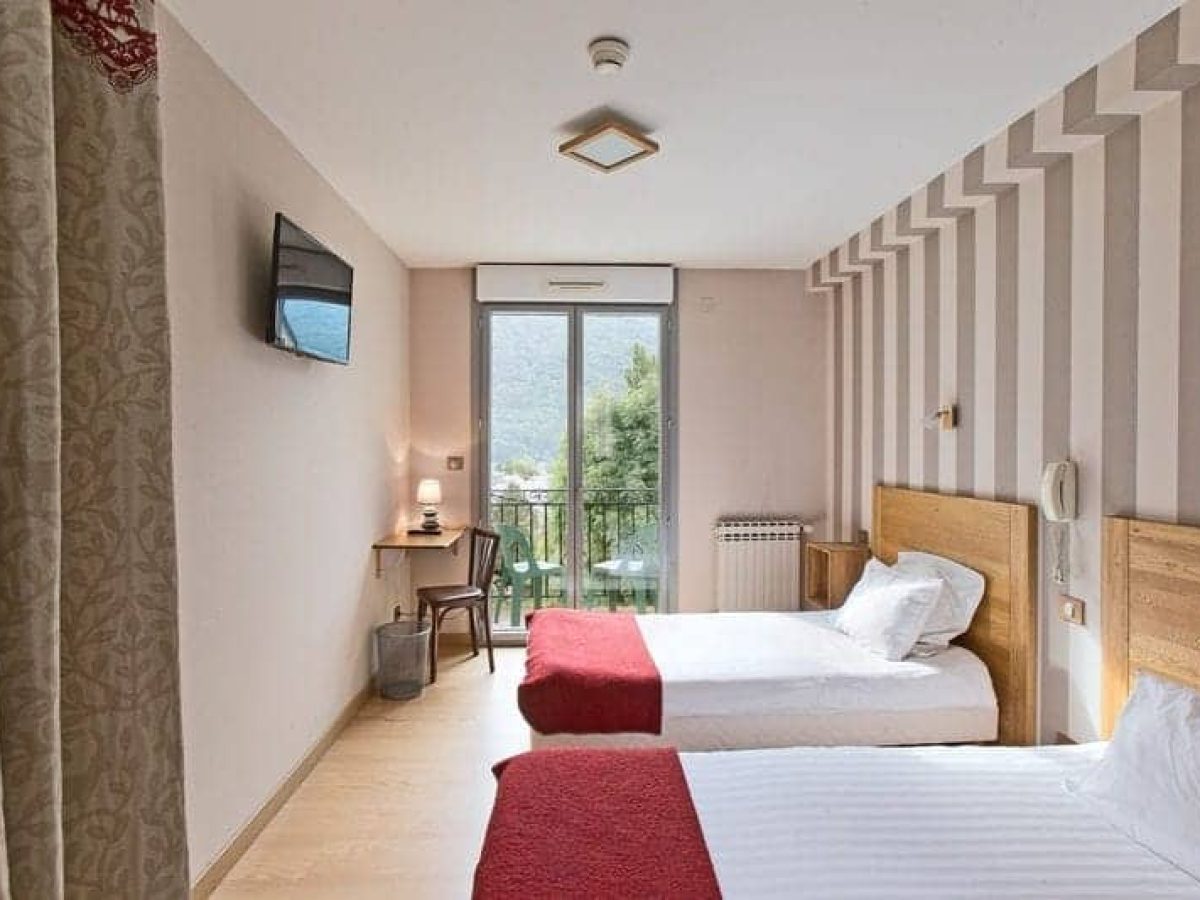 hotel-a-vendre-a-luz-saint-sauveur-hautes-pyrenees-17