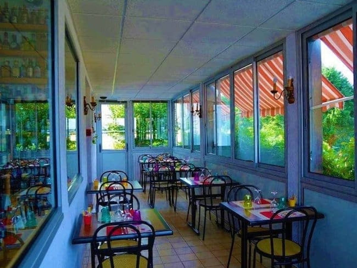 hotel-restaurant-2-a-vendre-de-9-chambres-50-couverts-a-gueret-dans-la-creuse-13