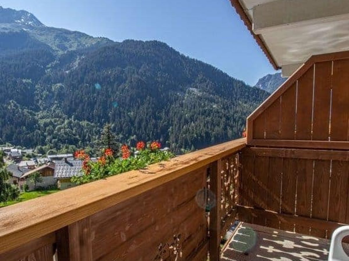 hotel-restaurant-3-a-vendre-de-31-chambres-90-couverts-au-coeur-de-la-station-de-champagny-en-vanoise-en-savoie-3