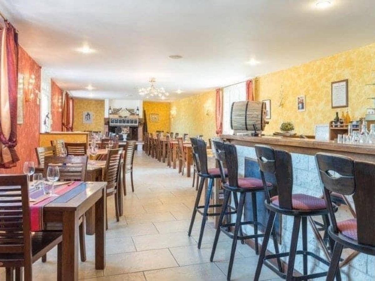 hotel-restaurant-a-vendre-a-maubourguet-dans-les-hautes-pyrenees-13