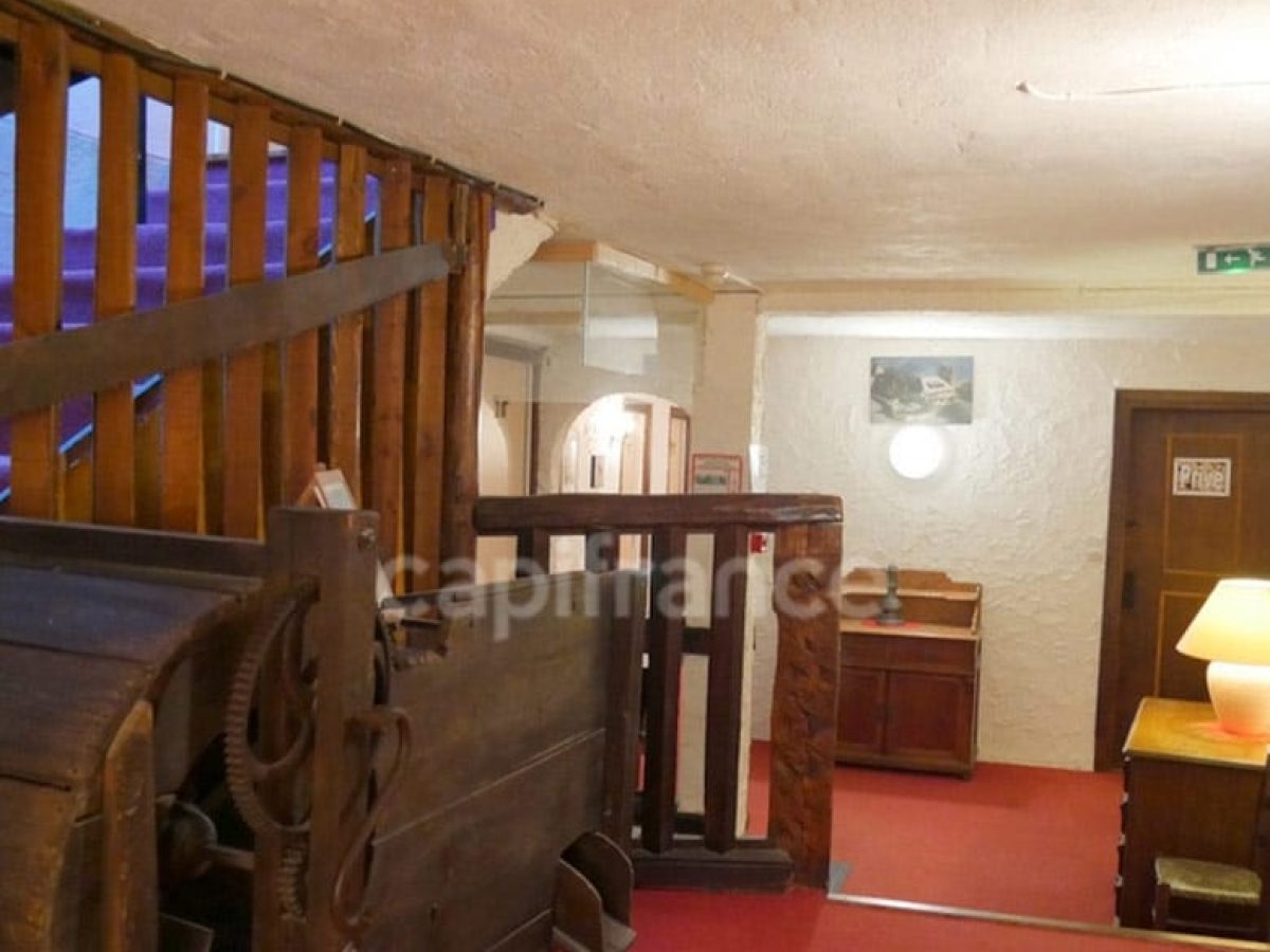 hotel-restaurant-a-vendre-de-14-chambres-50-couverts-a-barcelonnette-dans-les-alpes-de-haute-provence-5