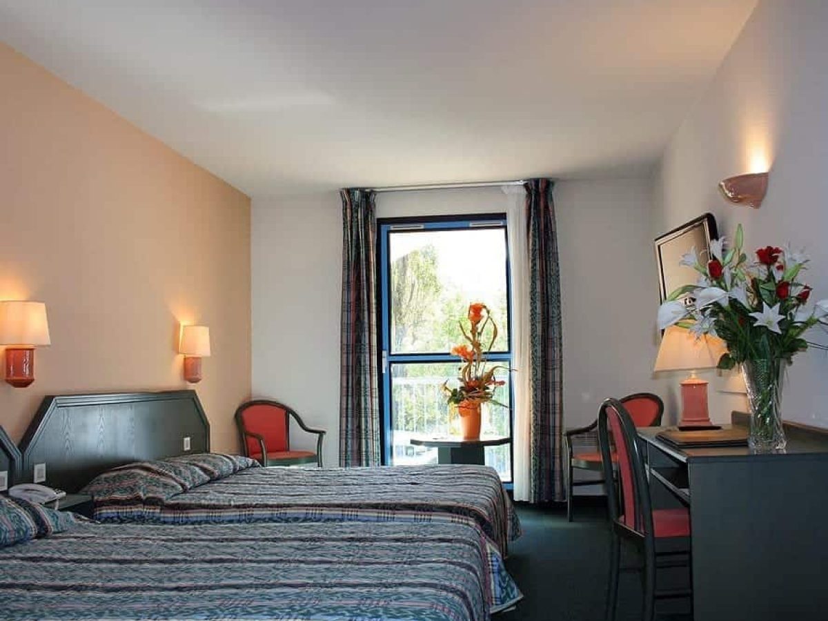 hotel-restaurant-a-vendre-de-60-chambres-100-couverts-a-digne-les-bains-dans-les-alpes-de-haute-provence-3