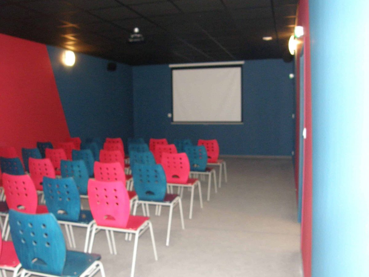 propriete-a-vendre-a-entrepierres-dans-les-alpes-de-haute-provence-17