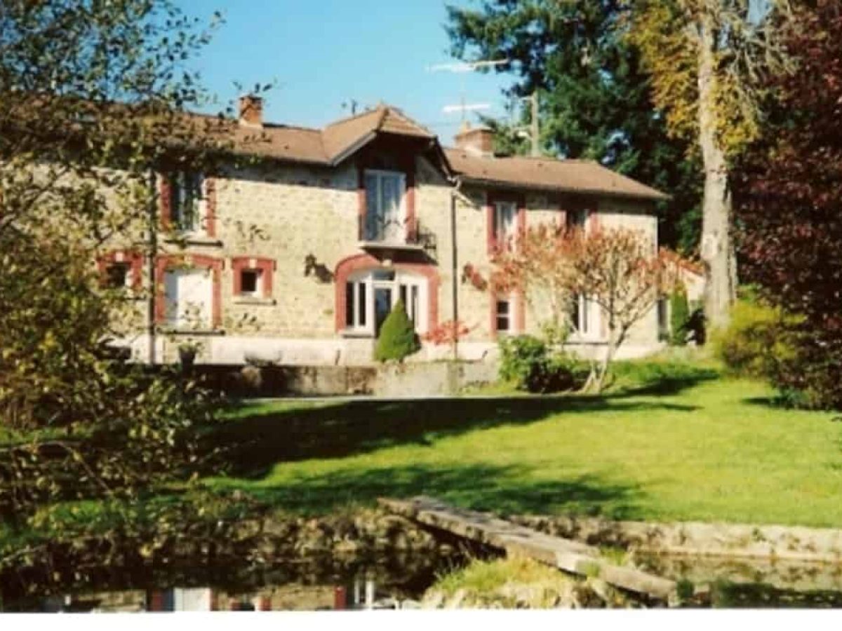 propriete-de-4-hebergements-touristiques-poche-aubusson-et-lac-vassiviere-a-vendre-dans-la-creuse-1