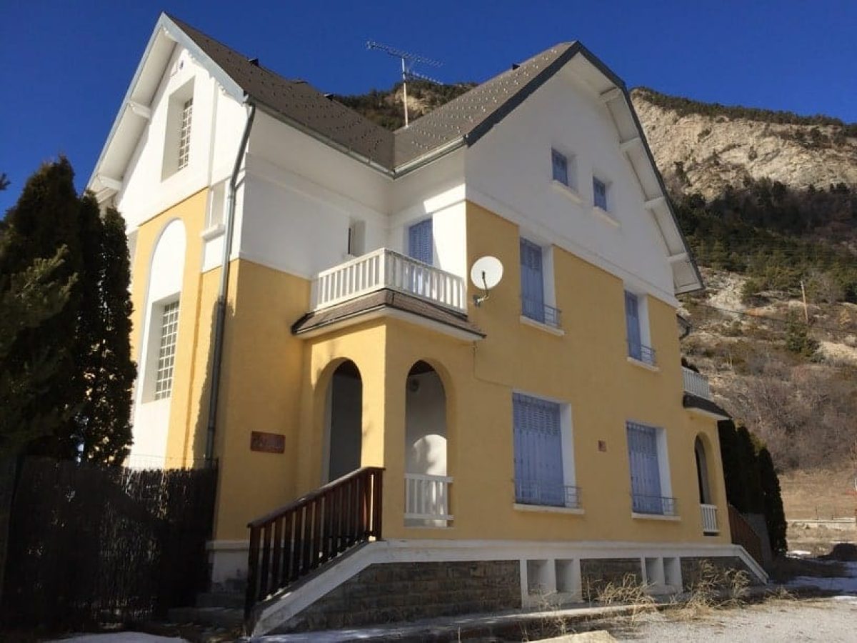 Résidence de tourisme à vendre à La Condamine Chatelard dans les Alpes de Haute Provence