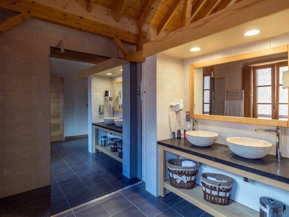 salle de douche chambre supérieure