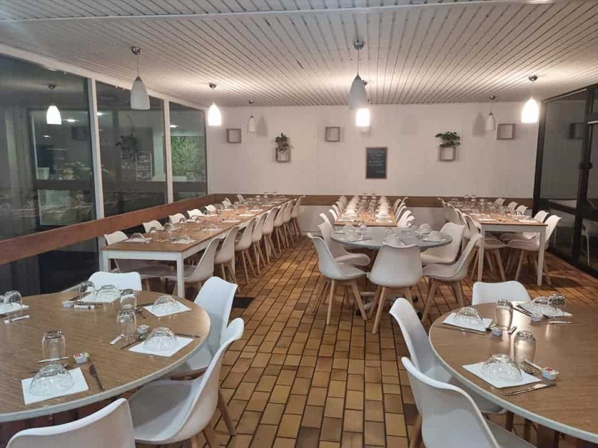 Location Gérance – Hôtel Restaurant de 37 chambres et 120 couverts à Égletons – Corrèze (19)