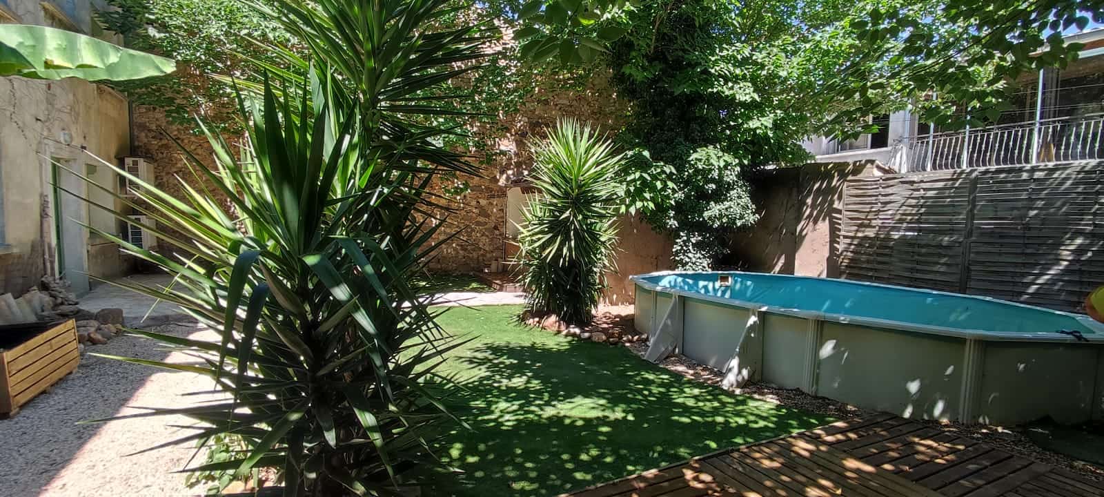 À vendre – Maison d'hôtes de 8 chambres à Adissan – Hérault (34)